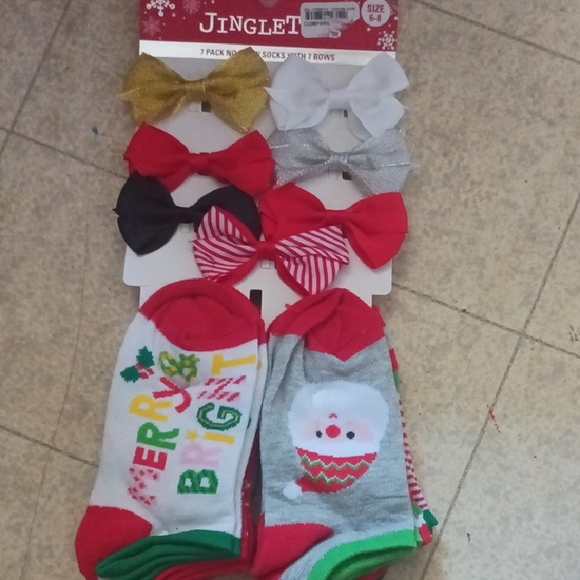 jingletoes Other - 3/$15 Christmas Bow and Sock Set
